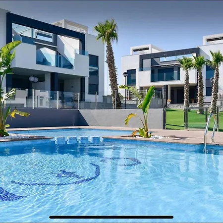 En Punta Prima Oasis Ix *